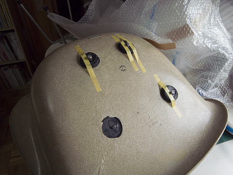 ショックマウントが外れた状態